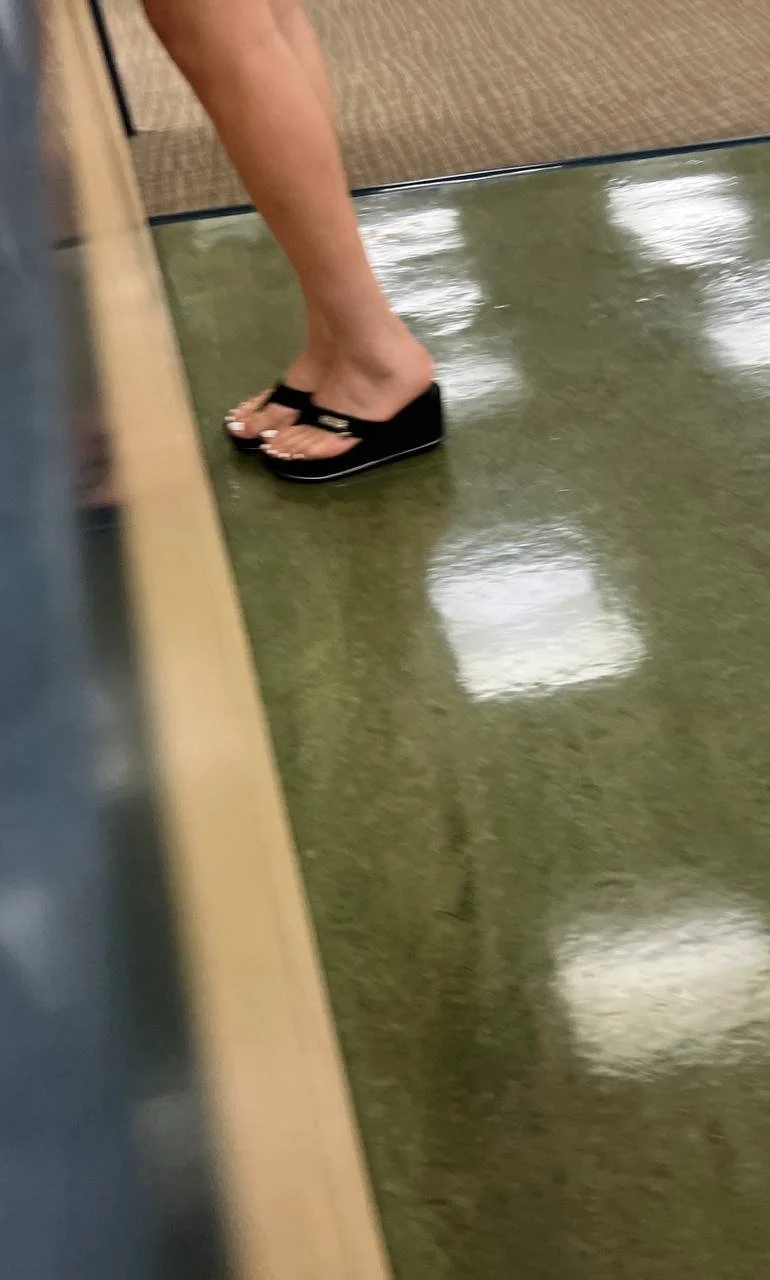 Legs looking longer than a Monday (OC) image 35