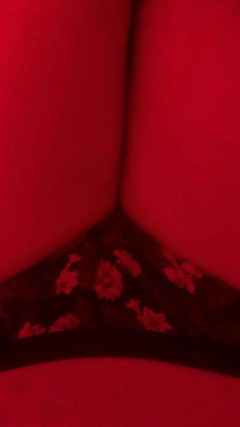 My favorite ex’s nudes image 7
