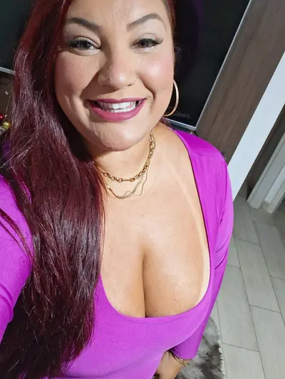 GORDA PUTA É VICIADA EM DAR O CÚ cover image