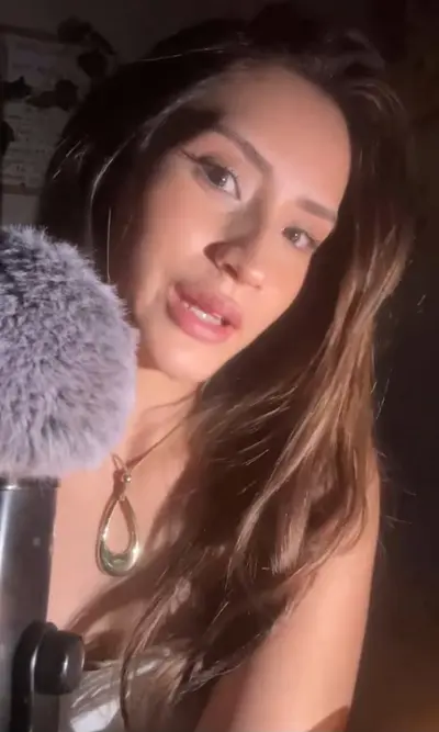 Ximena ASMR 🥵 cada vez más puta cover image