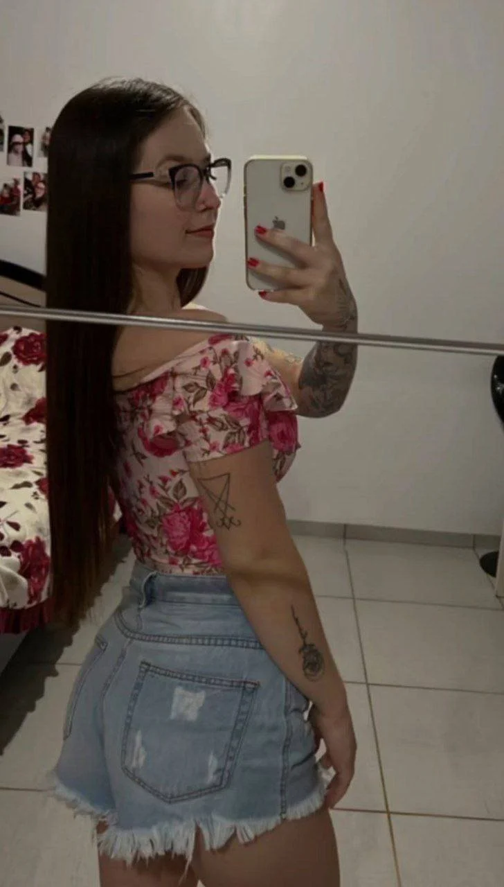 Traiu o corninho e foi vazada image 2
