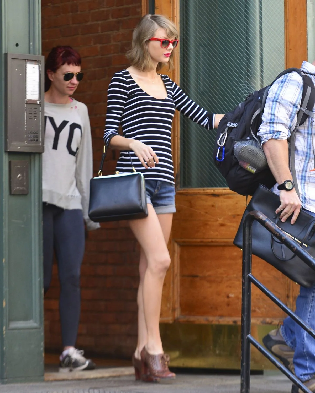 Taylor Swift - 2014 paparazzis NYC 2 image 3