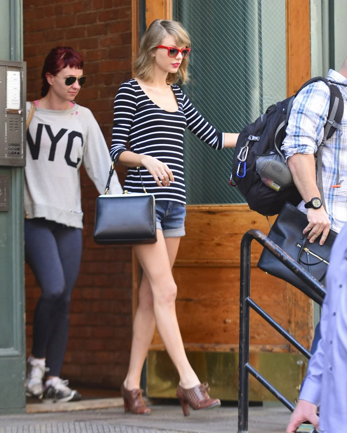 Taylor Swift - 2014 paparazzis NYC 2 image 4