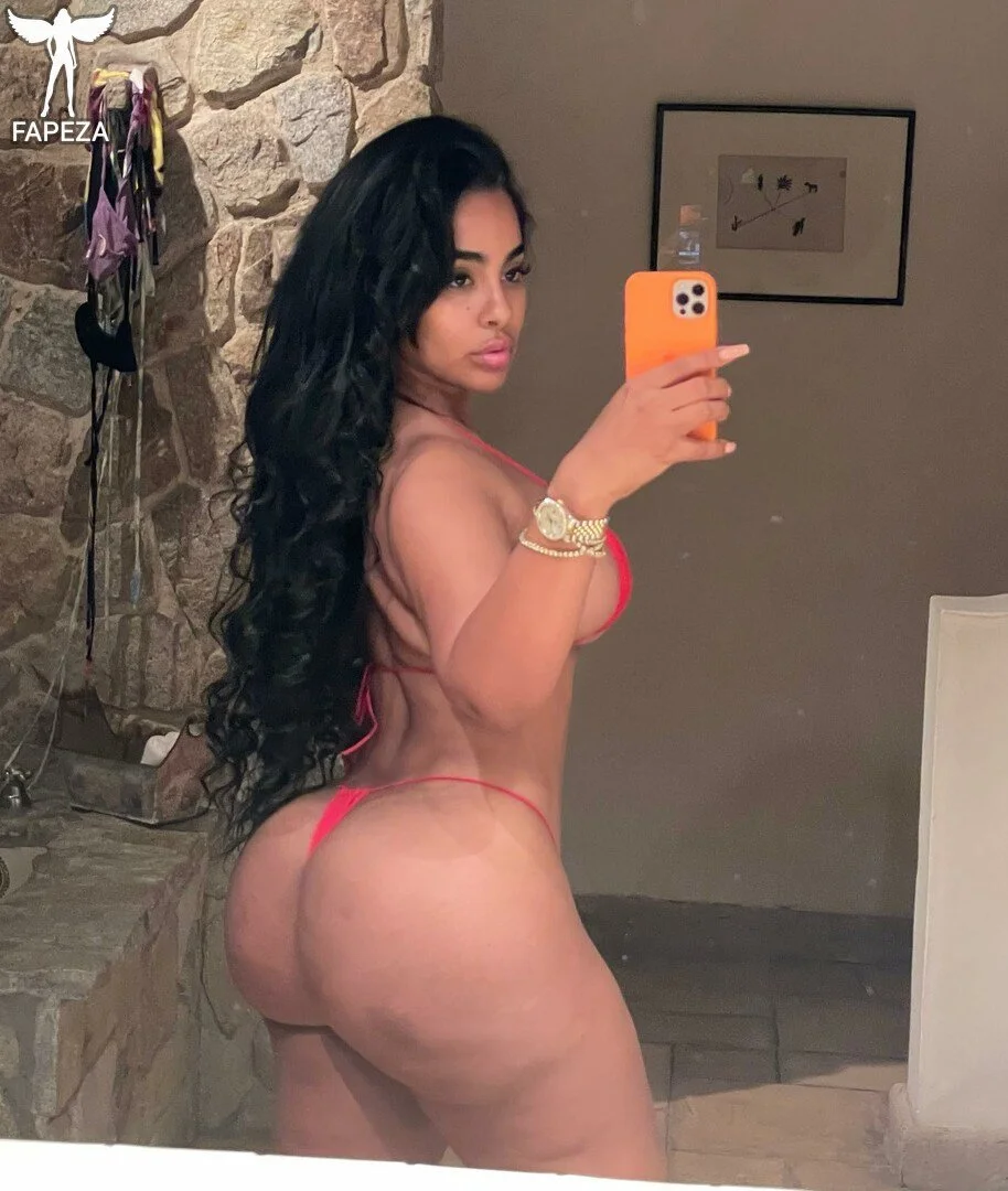 ayisha diaz main image