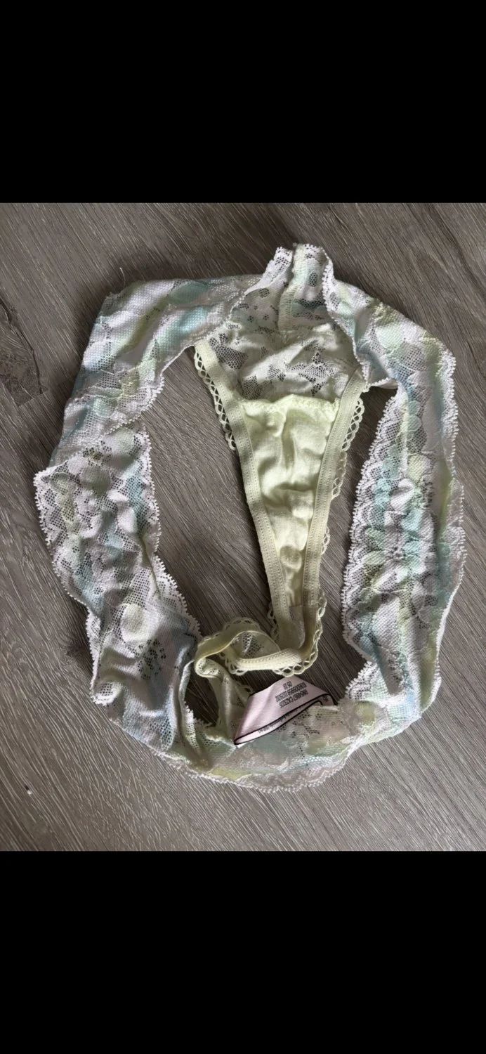 Sluty Teen Taylor Stolen Dirty Panties image 14