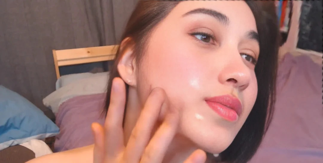 Julia flaca culona image 3