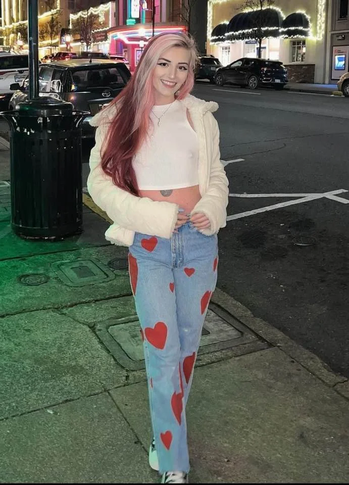 Cuck used to work in the movie theater with krista in oregon.Still goons overher kikhimcourtneymode8 image 19