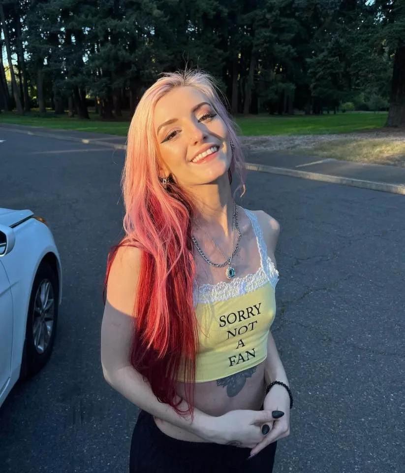 Cuck used to work in the movie theater with krista in oregon.Still goons overher kikhimcourtneymode8 image 4