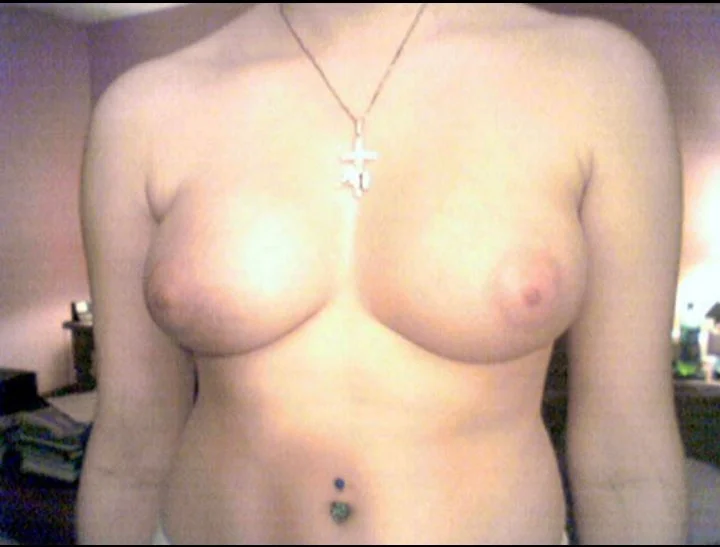 Thick Busty College Gf Snaps From The 00s image 2