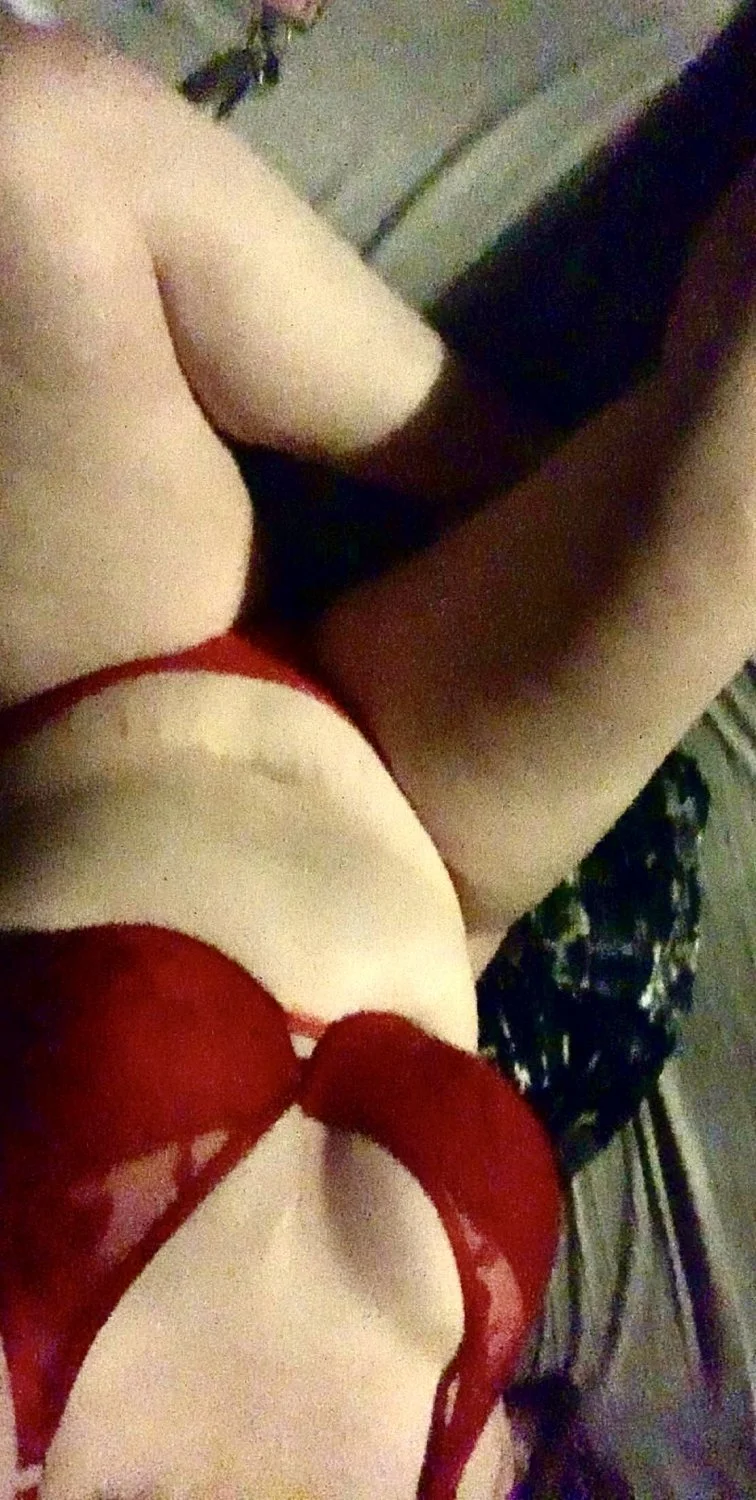 Miss being a hoe image 4