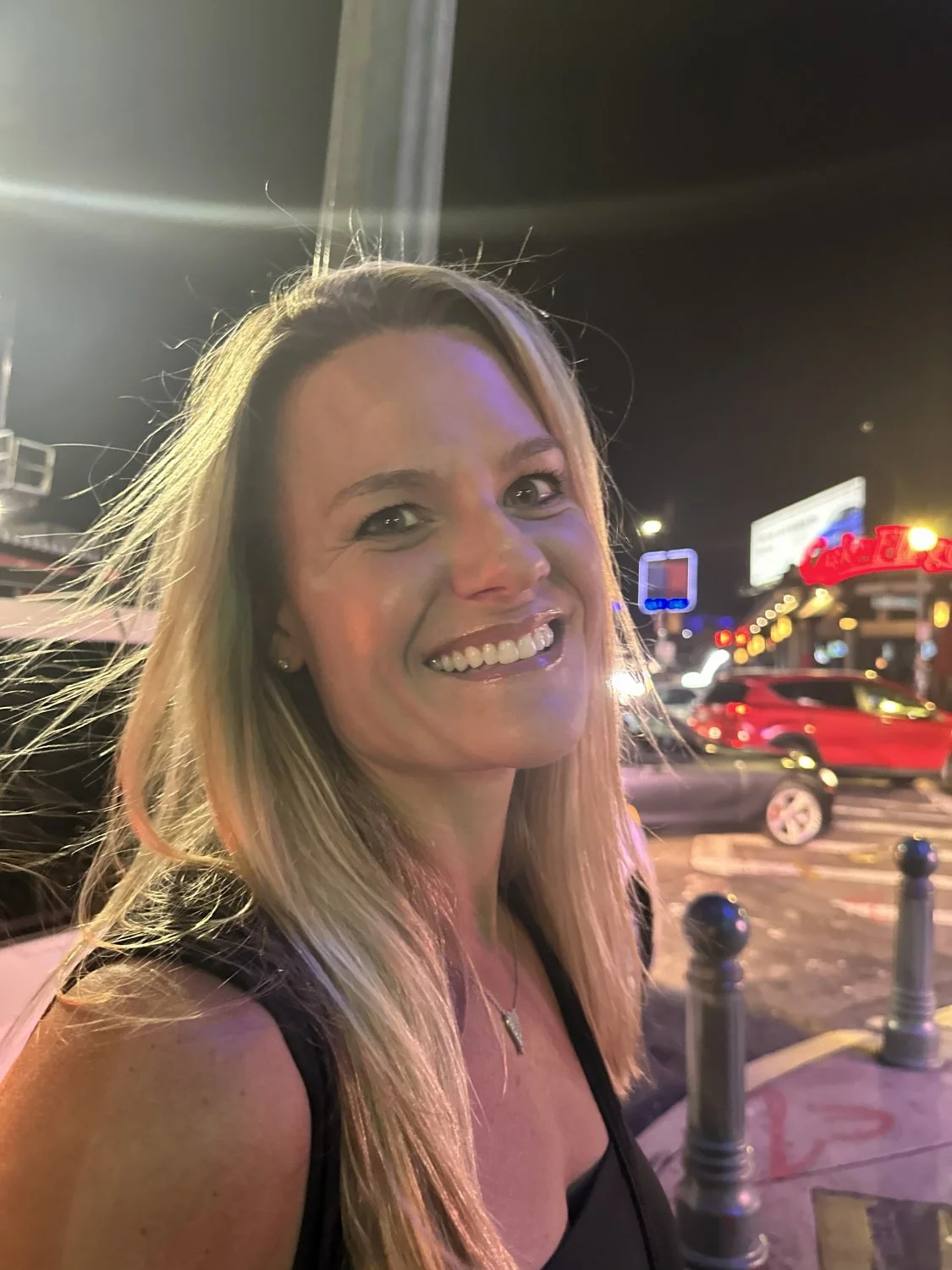 Couple's leaked sex cam, HOT MILF image 2
