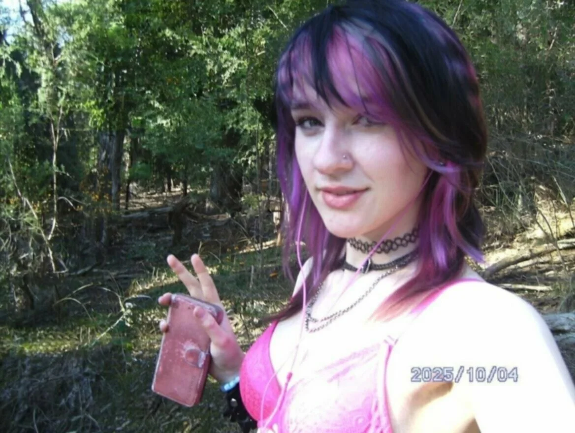 Carissa lost image 3
