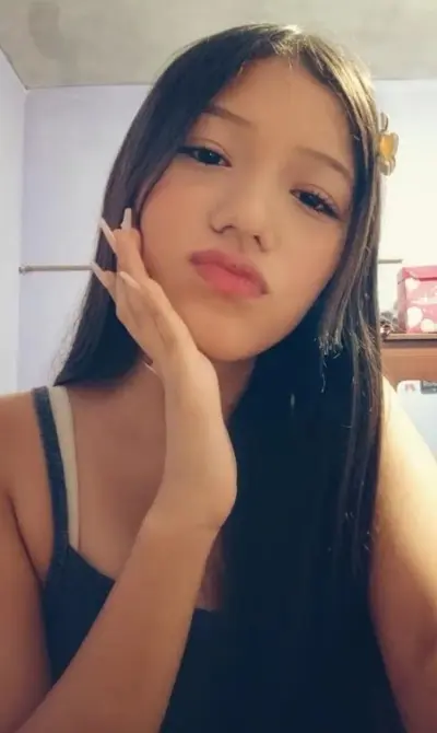 🔞👠 Te gustaría follarme mi vagina y llenarte de semen mi carita de puta 🔞💋 cover image