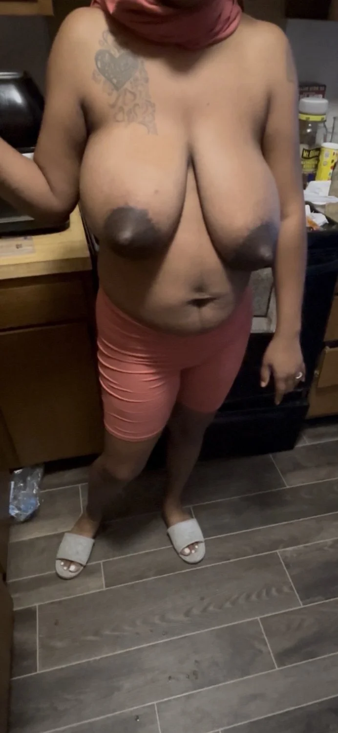 Saggy Milkers!! image 2