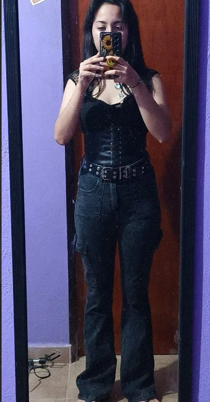 Cornudo entrega a su putita image 10