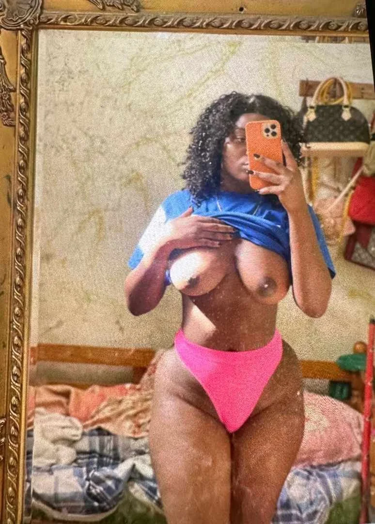 Mais uma que caiu nas redes 🇦🇴😋😍🥵💦 image 2