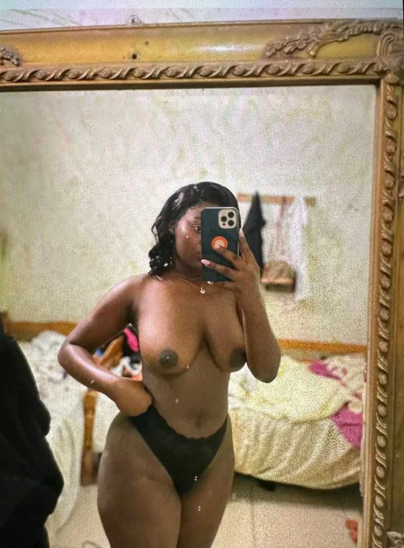 Mais uma que caiu nas redes 🇦🇴😋😍🥵💦 image 3