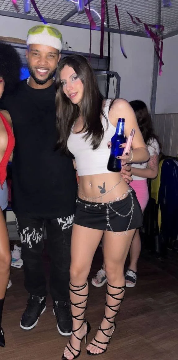 Amanda Santo image 15