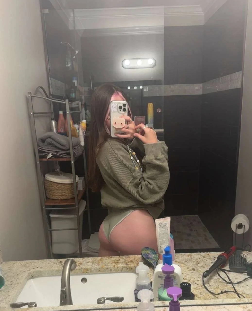 Fit Pawg girlfriend leaked image 6