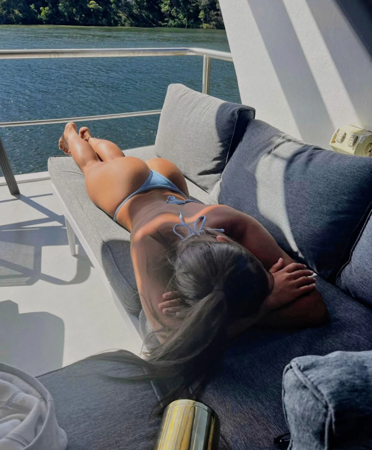 Hot insta slut Ella image 2