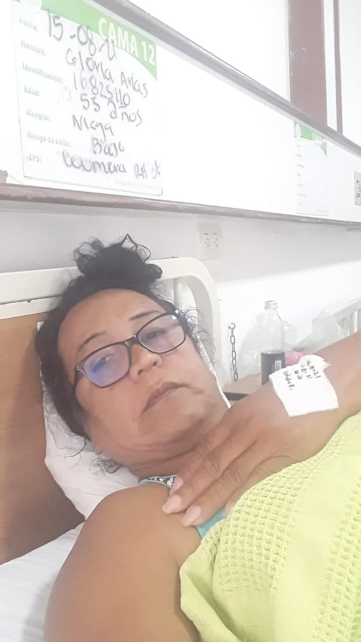 SEXY GLORIA ARIAS TRANS image 16