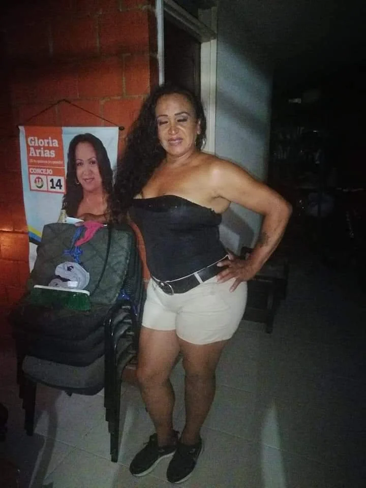 SEXY GLORIA ARIAS TRANS image 4