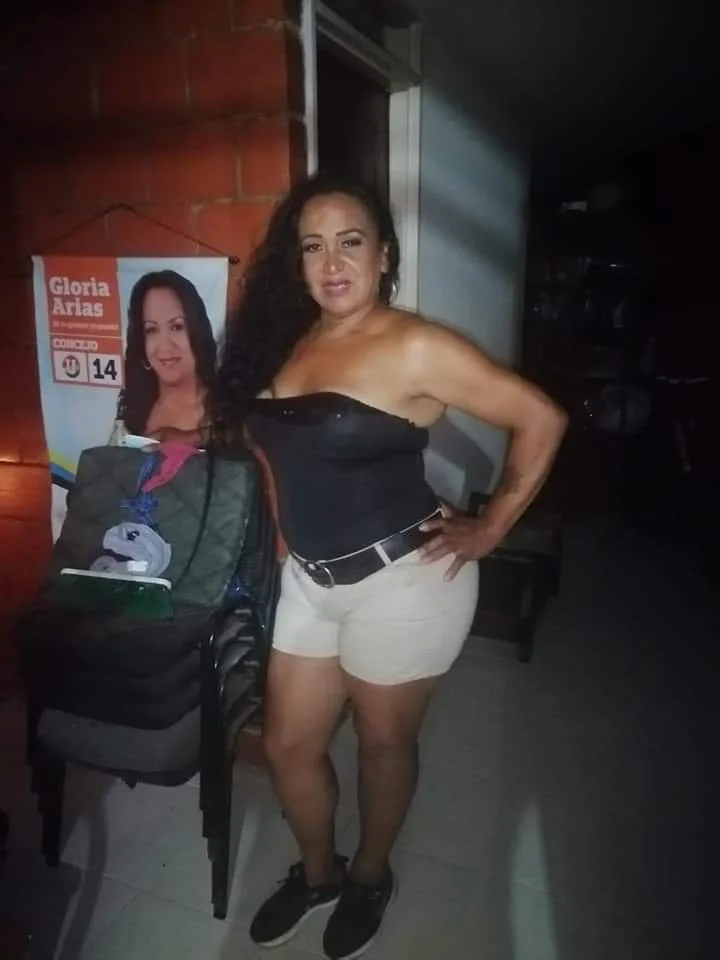 SEXY GLORIA ARIAS TRANS image 7