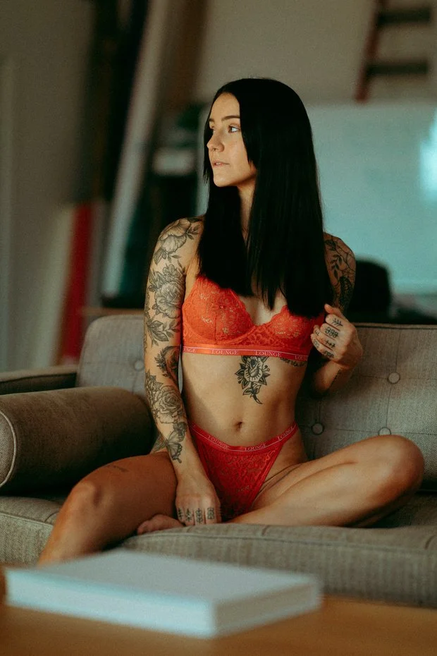 More of Leah’s boudoir image 14