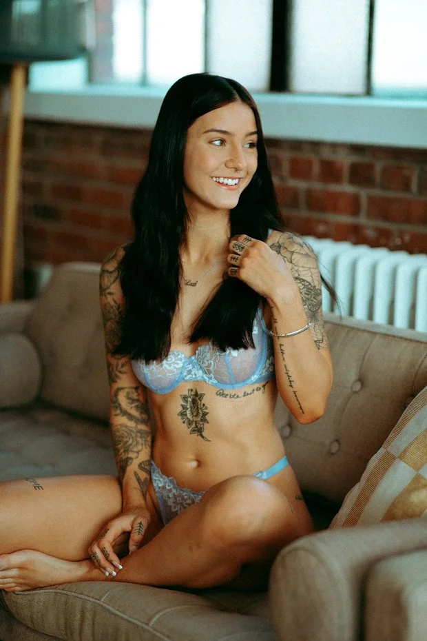 More of Leah’s boudoir image 36