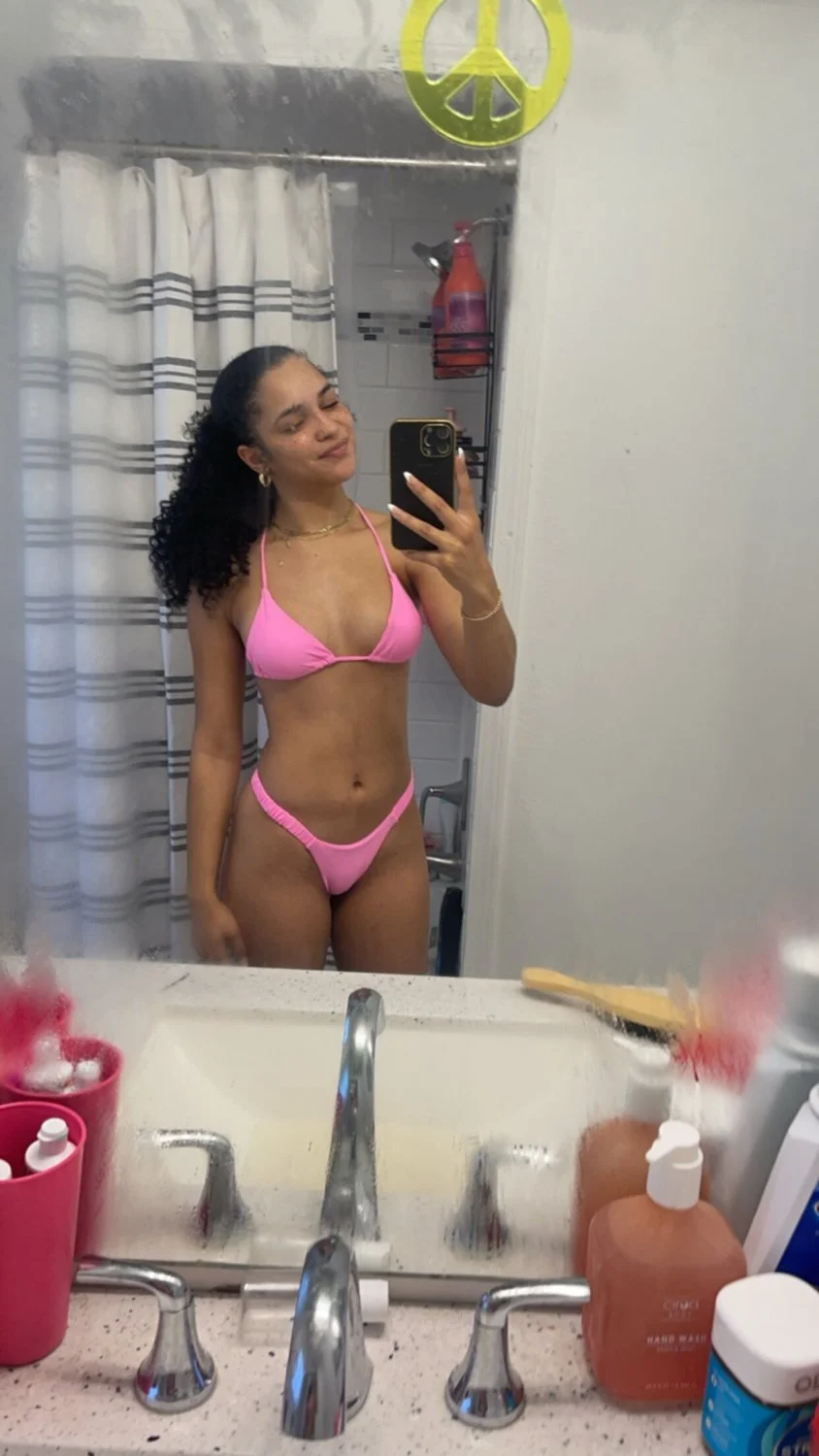 Ebony Yanna image 14