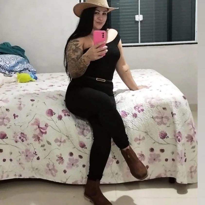 Putinha 🍒🍒 image 12