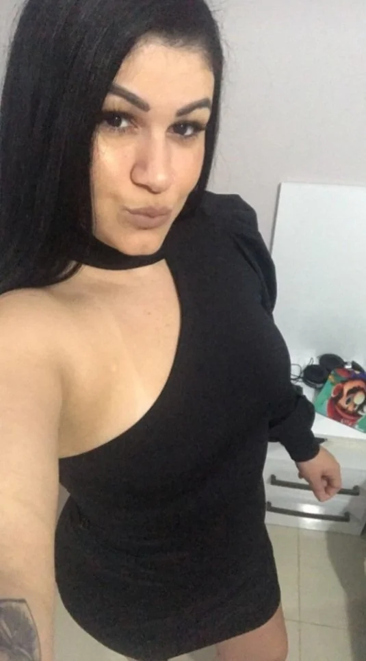 Putinha 🍒🍒 image 13
