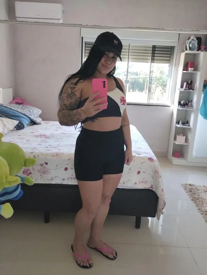 Putinha 🍒🍒 image 3