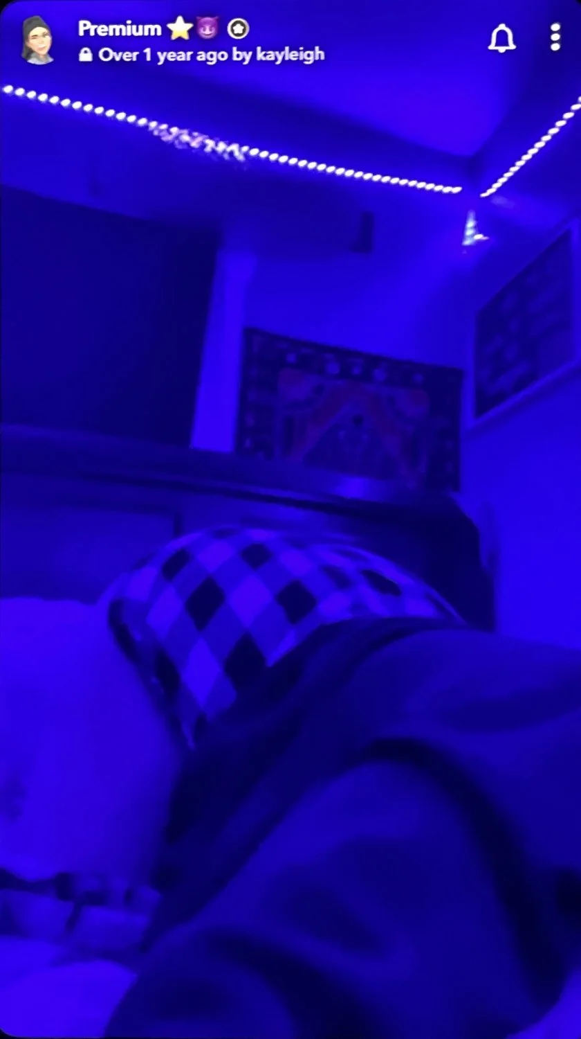 slut that gave me her premium snap for free image 6