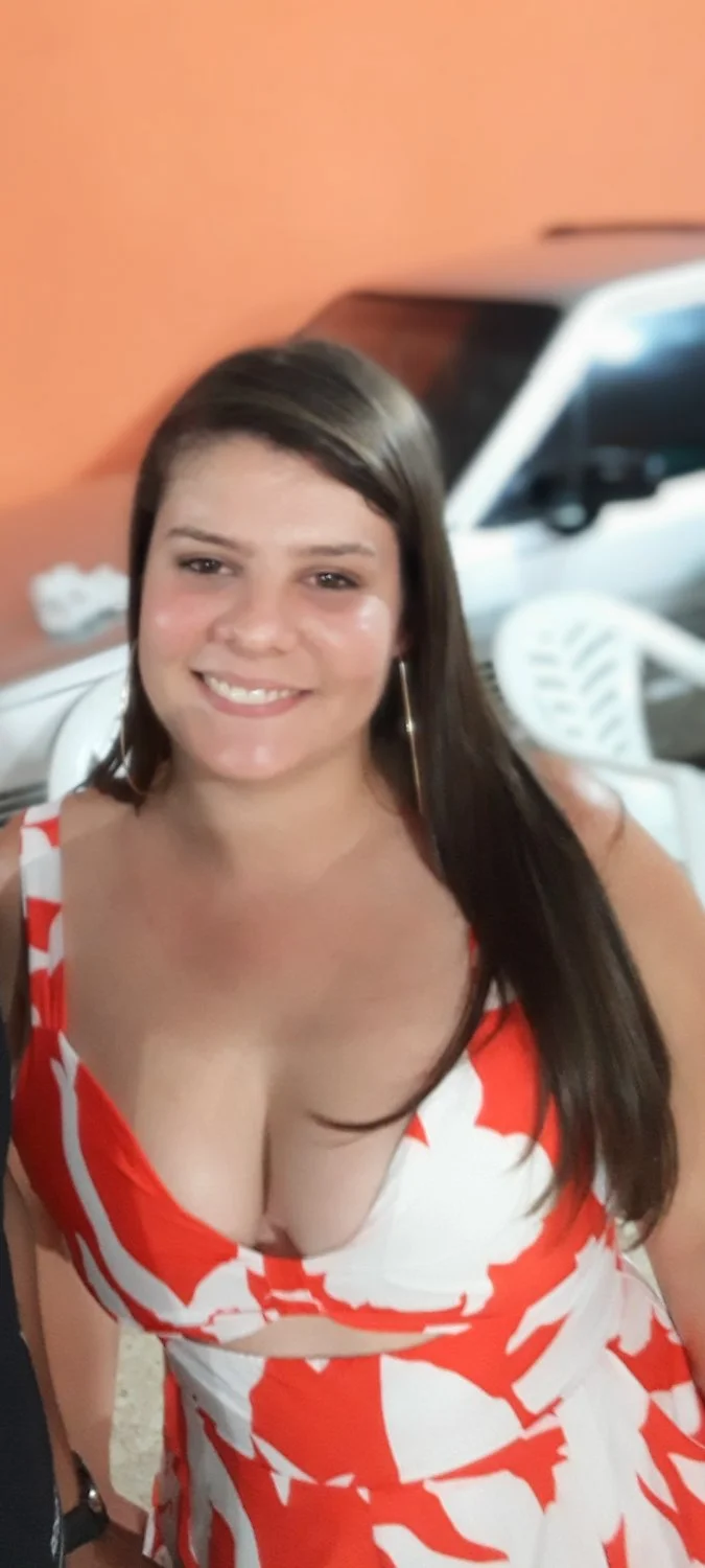Gostosa vazada image 2
