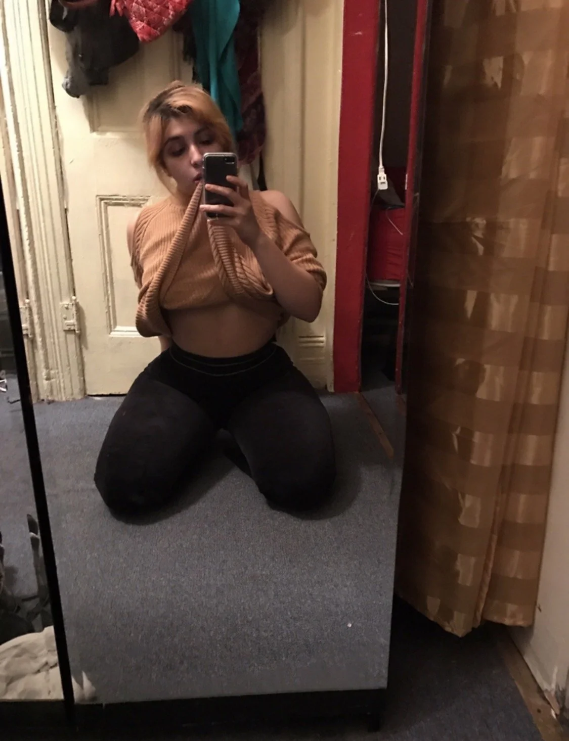 Latina Ex image 2