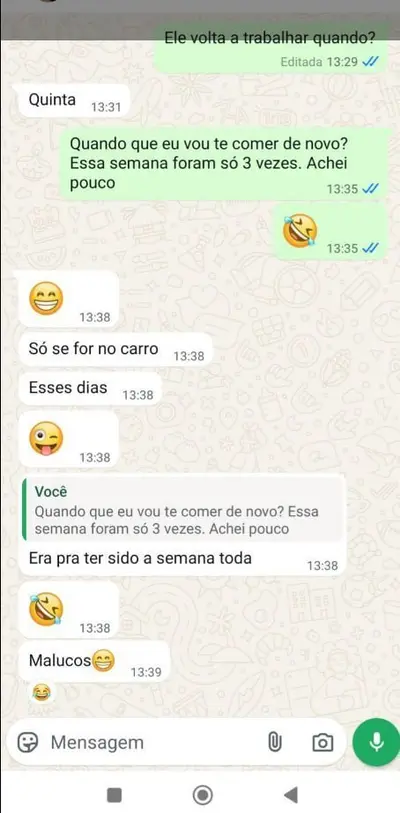 Novinha gostosa e puta cai na net traindo o corno cover image
