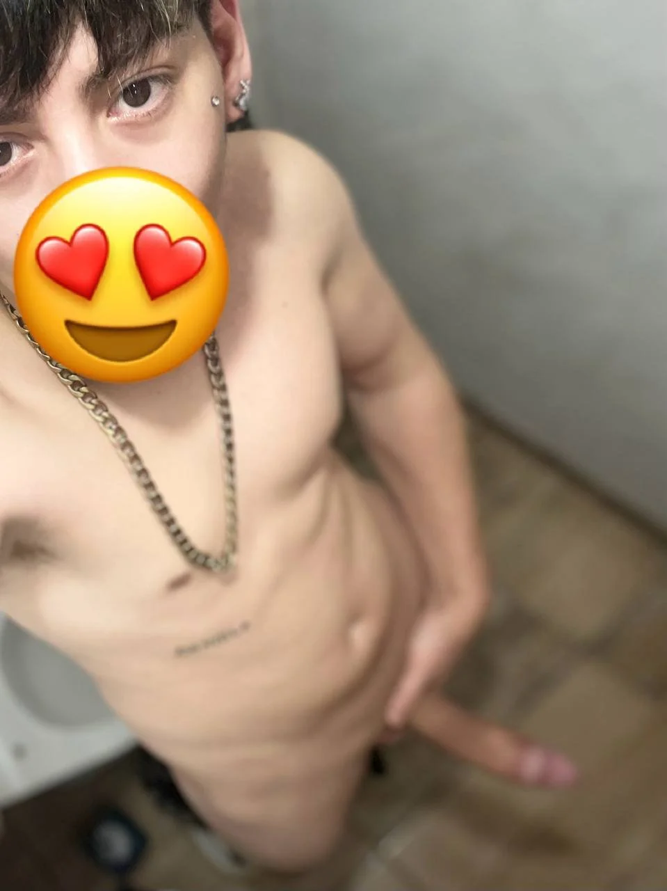 Novia neuquina exhibe a su marido y a ella misma image 8