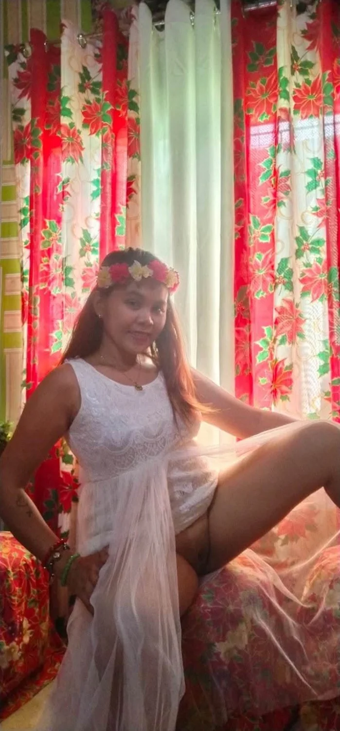 Asian pinay hot mom Shiella image 15