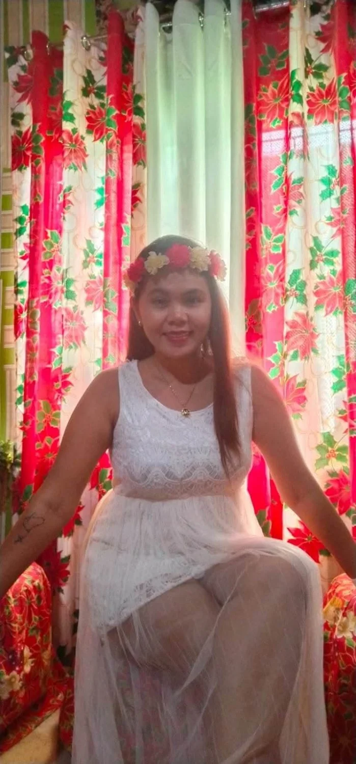 Asian pinay hot mom Shiella image 19