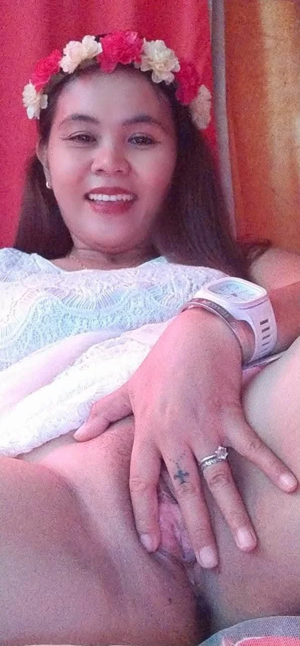 Asian pinay hot mom Shiella image 23