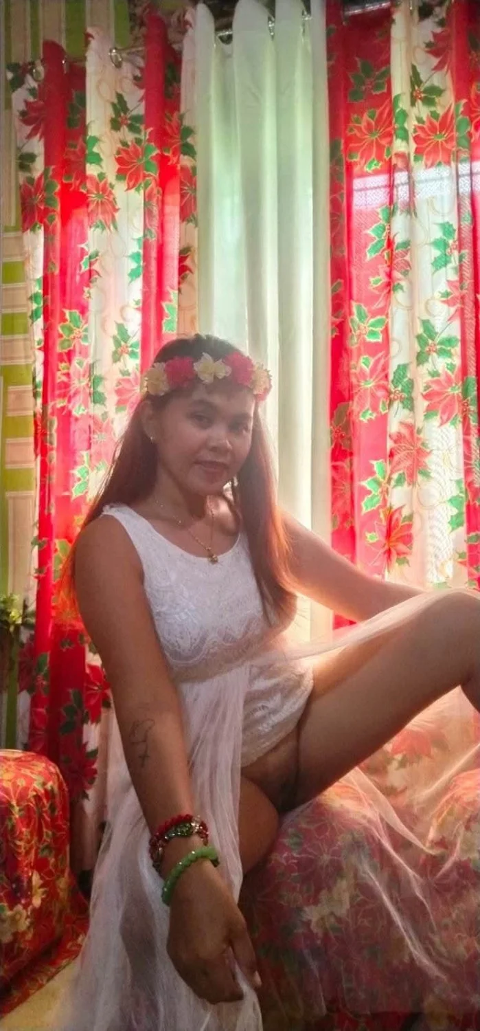 Asian pinay hot mom Shiella image 47