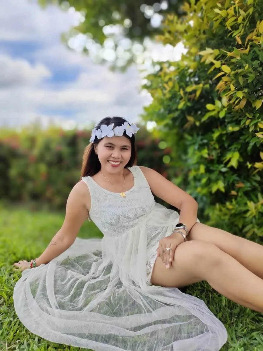 Asian pinay hot mom Shiella image 5