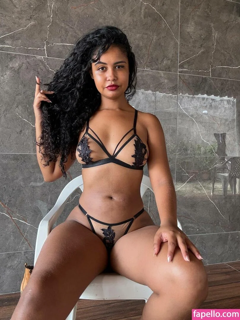 Novinha safada image 8