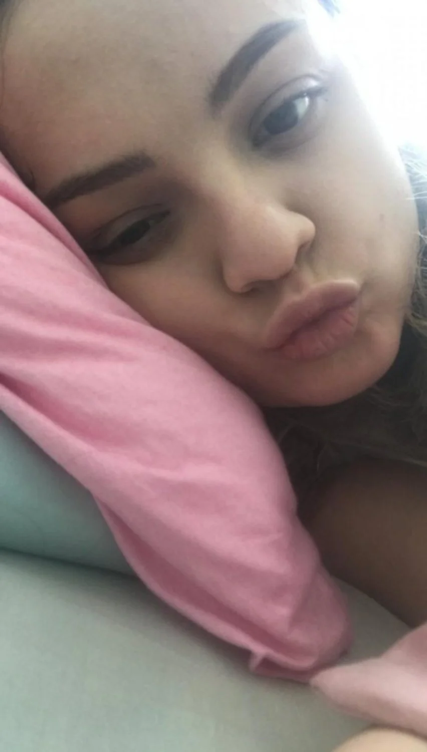 Hot Muslim's nude photos with her boyfriend leaked image 17