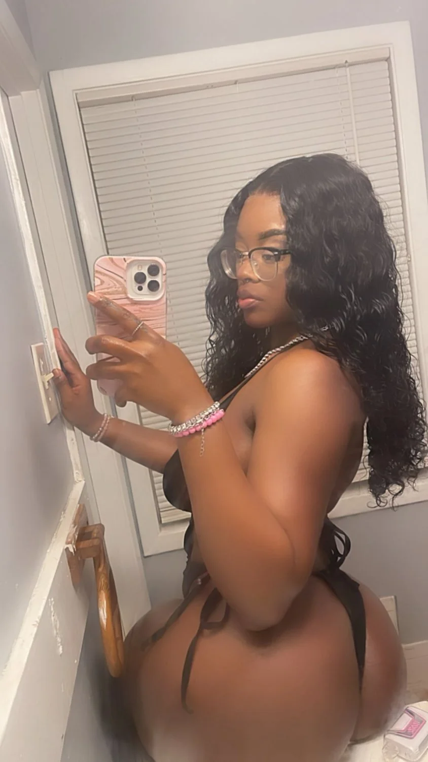 This woman so sexy image 12