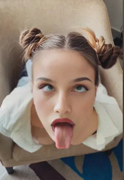 Emilia Mernes te pide la lechita image 5