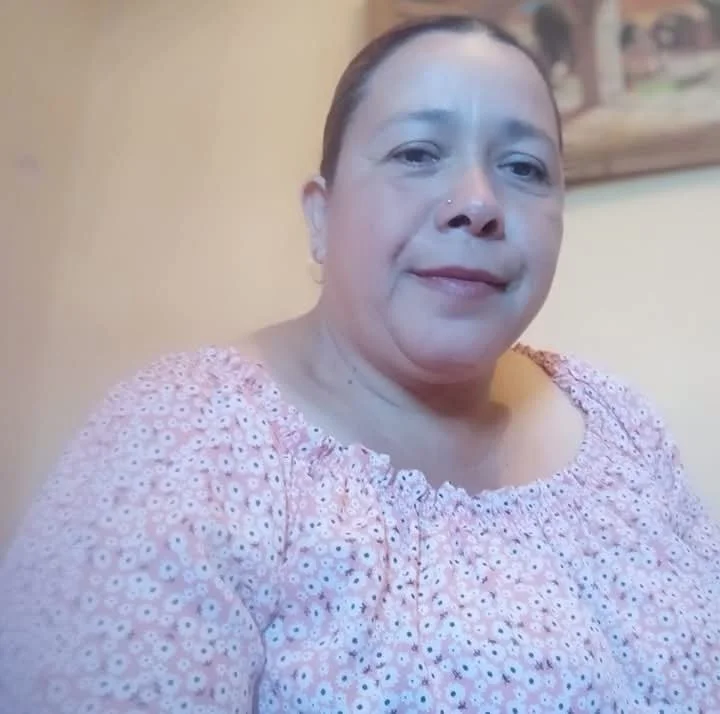 Isabel madura mexicana image 4