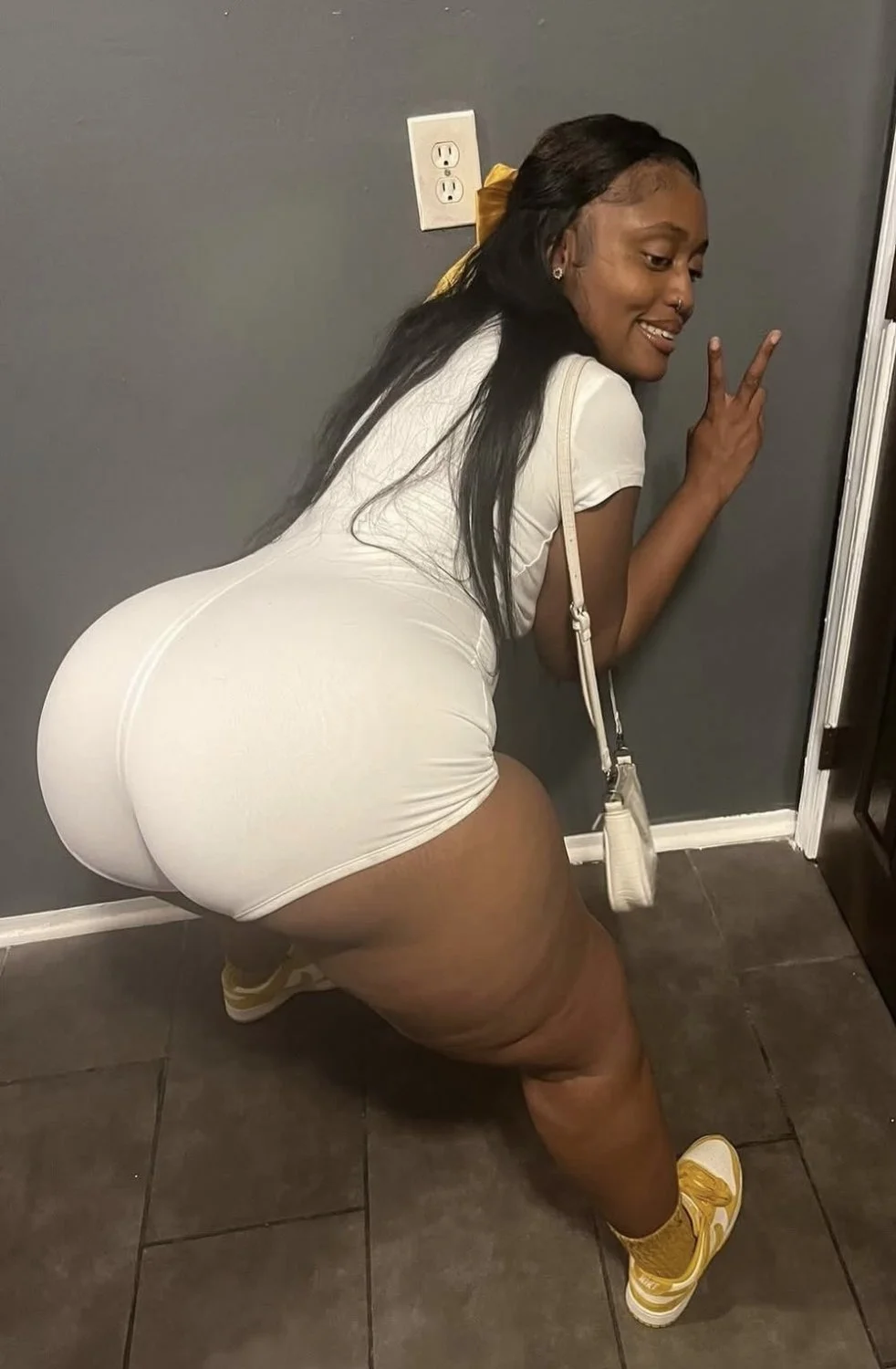 big black ghetto booty main image