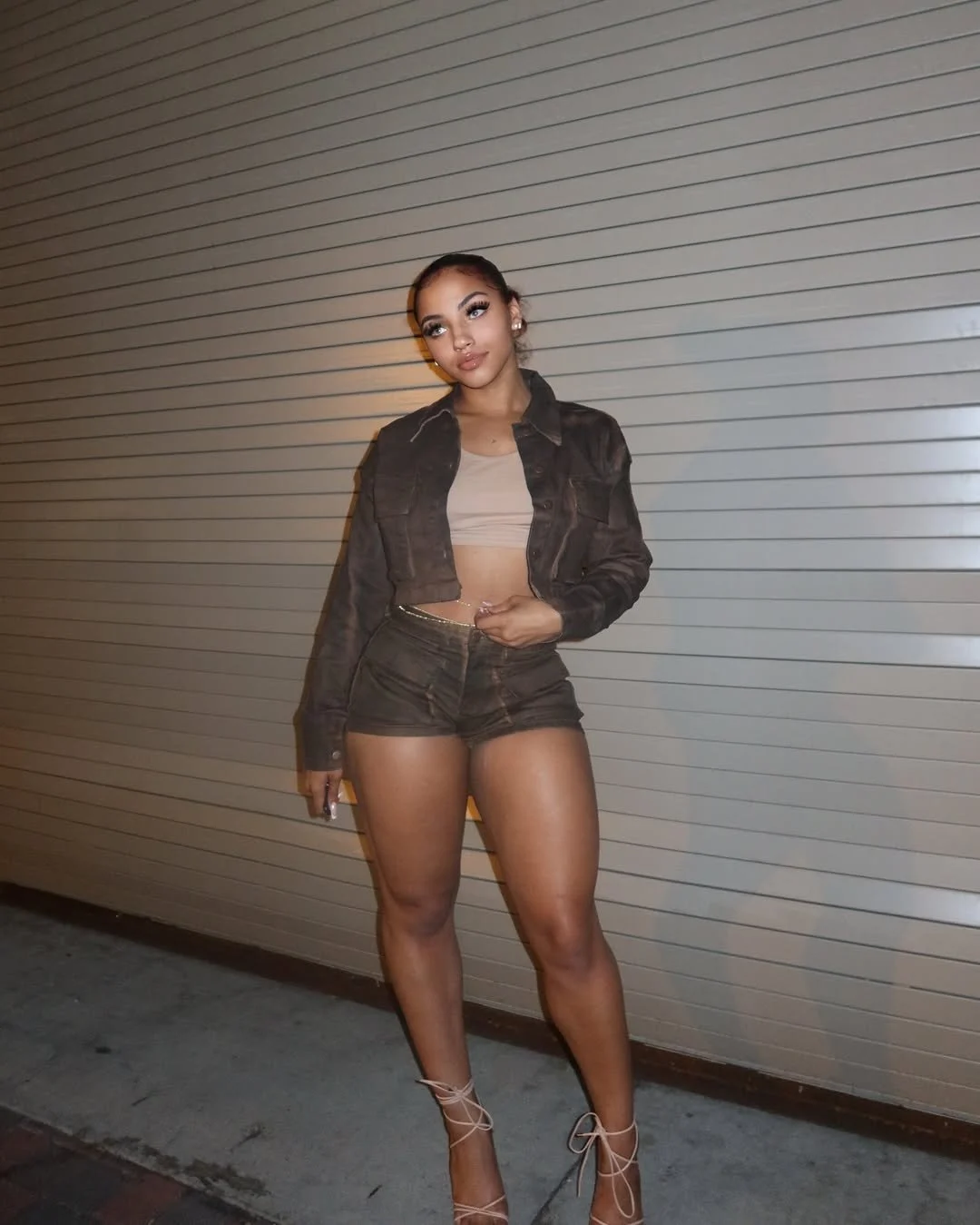 Fit natural ass avi.babyyyy image 16